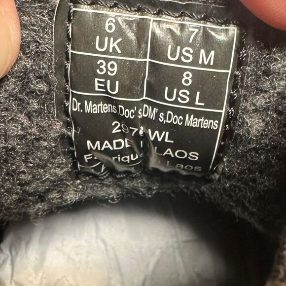 Dr. Martens 2976 WarmWair Lined Grizzly Leather Winter Snow Chelsea Boot Unisex - Picture 13 of 13